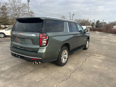 2023 Chevrolet Suburban Premier