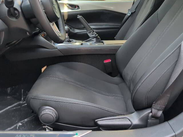 2025 Mazda MX-5 Miata Club