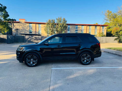 2018 Ford Explorer Sport