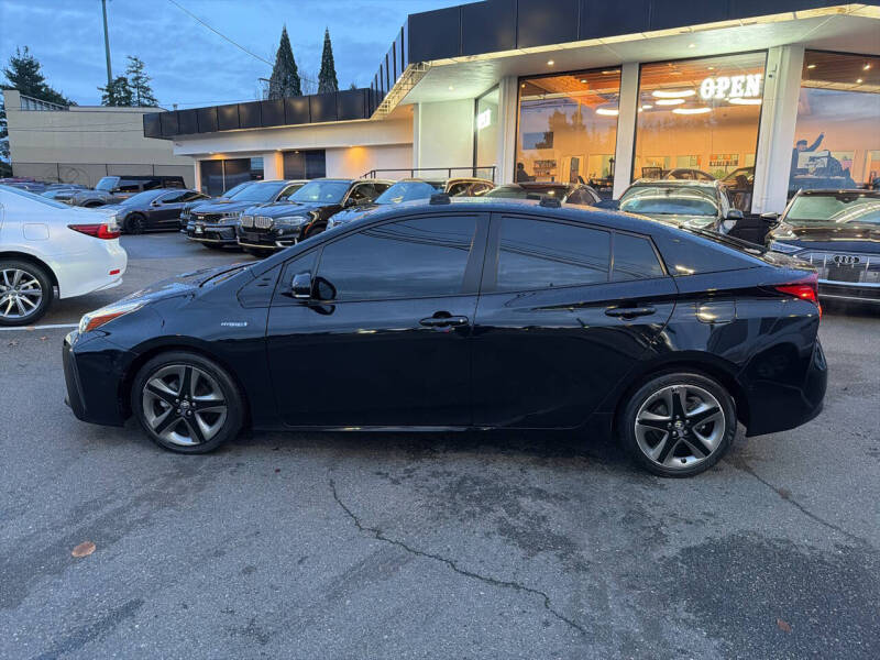 2020 Toyota Prius XLE