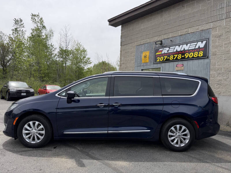2019 Chrysler Pacifica Touring L