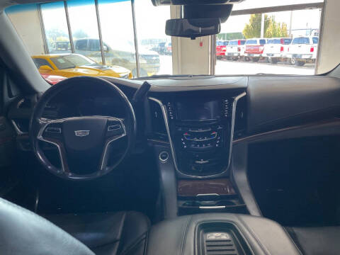 2020 Cadillac Escalade Luxury