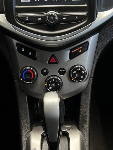 2017 Chevrolet Sonic LT Auto