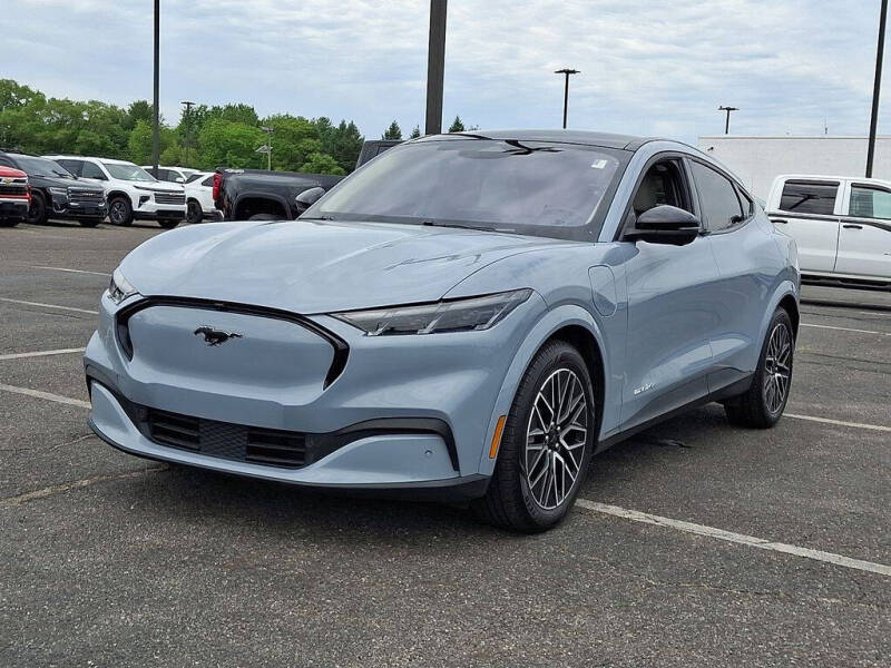 2025 Ford Mustang Mach-E Premium