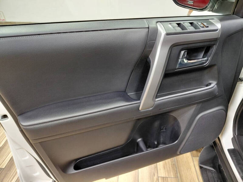 2020 Toyota 4Runner SR5