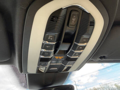 2016 Porsche Cayenne S