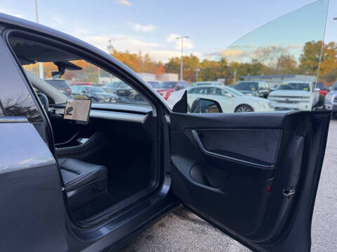 2020 Tesla Model Y Long Range