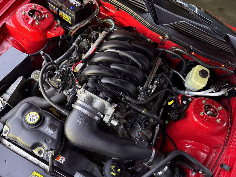 2005 Ford Mustang GT Premium