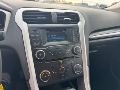 2014 Ford Fusion SE