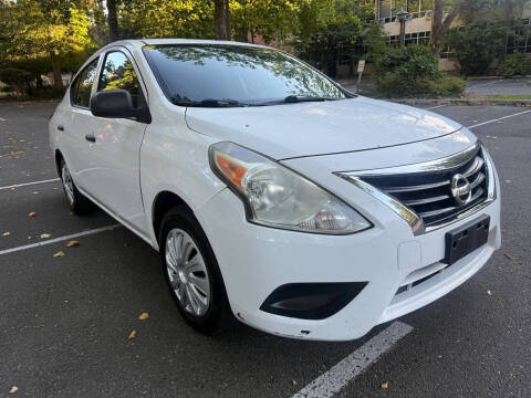 2015 Nissan Versa 1.6 S Plus