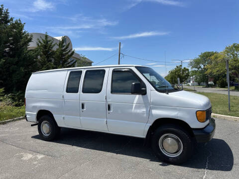 2003 Ford E-Series E-250
