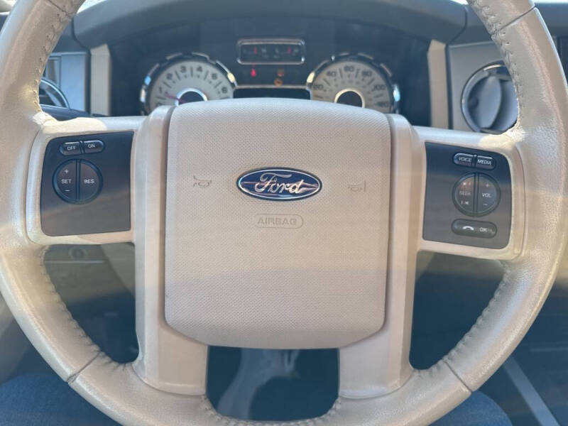 2014 Ford Expedition EL XLT