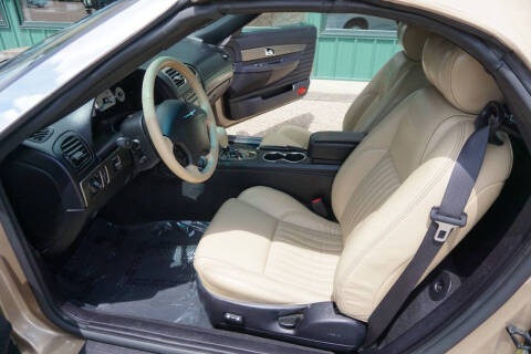 2005 Ford Thunderbird Deluxe