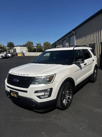 2016 Ford Explorer