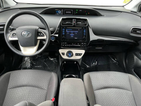 2019 Toyota Prius Prime Plus