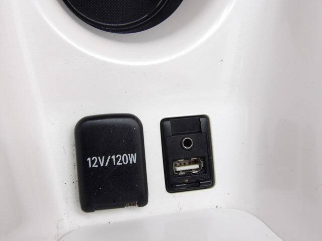 2016 Toyota Prius Three