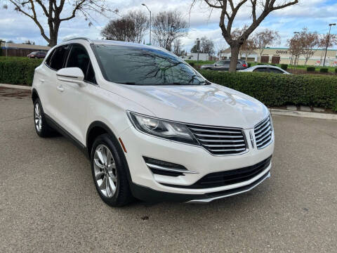 2017 Lincoln MKC Select