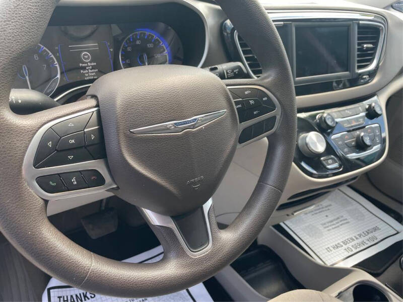 2019 Chrysler Pacifica LX