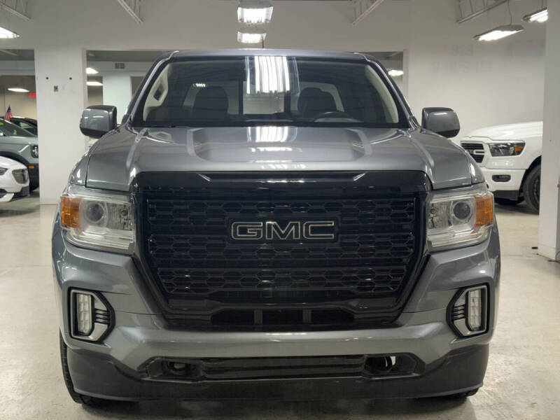 2022 GMC Canyon Elevation's photo