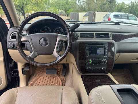 2011 GMC Yukon XL Denali