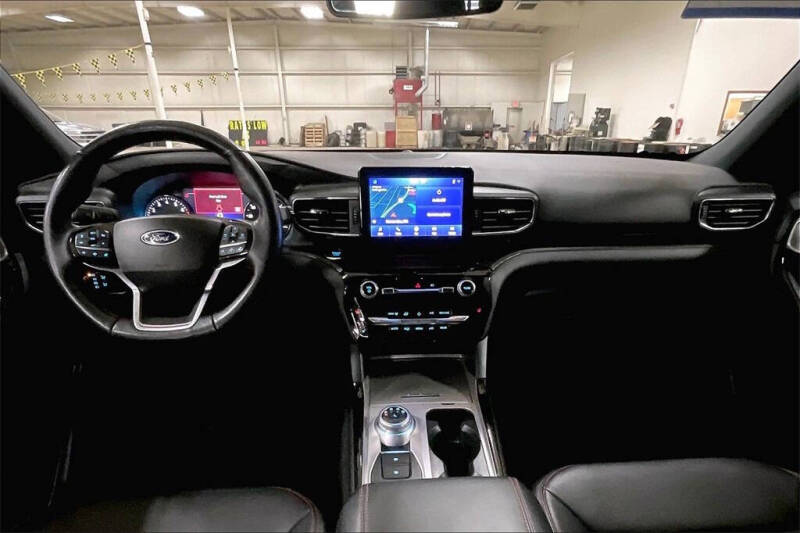 2023 Ford Explorer ST-Line