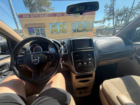 2015 Dodge Grand Caravan SE