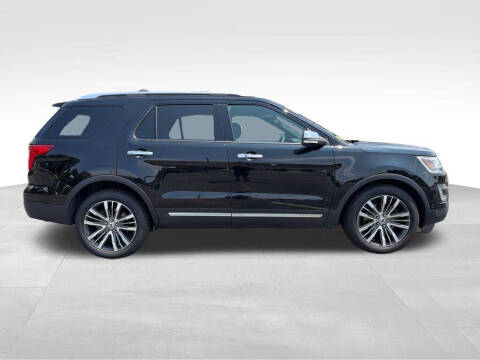 2017 Ford Explorer Platinum