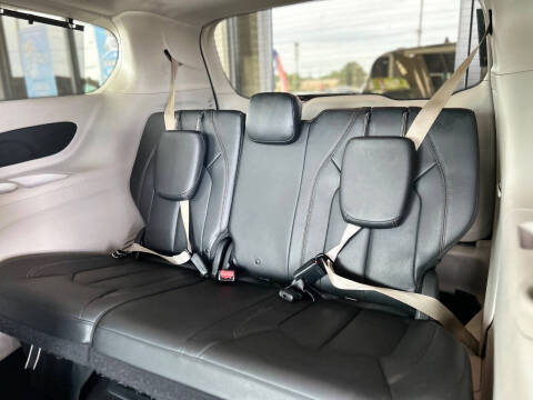 2019 Chrysler Pacifica Touring L