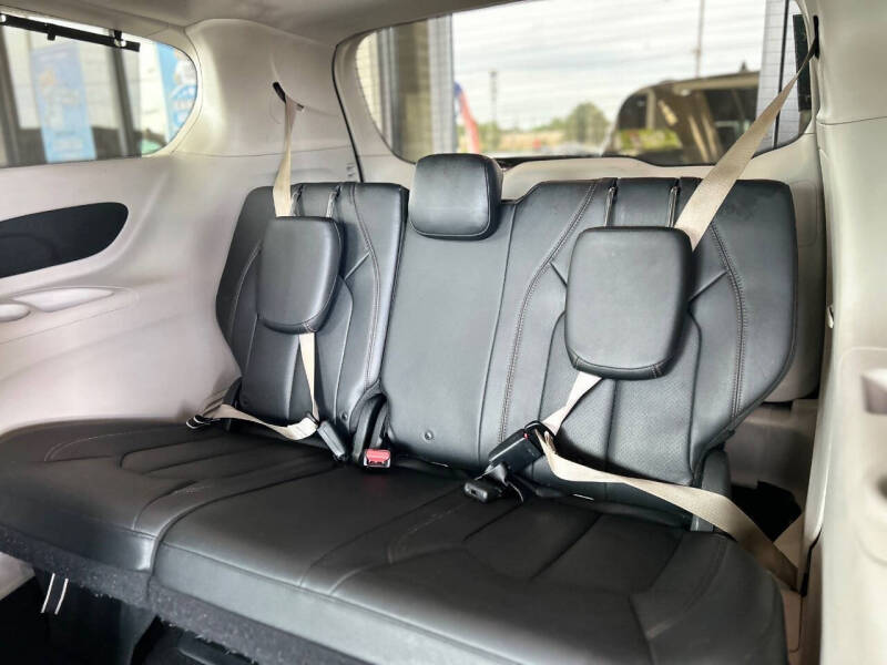 2019 Chrysler Pacifica Touring L