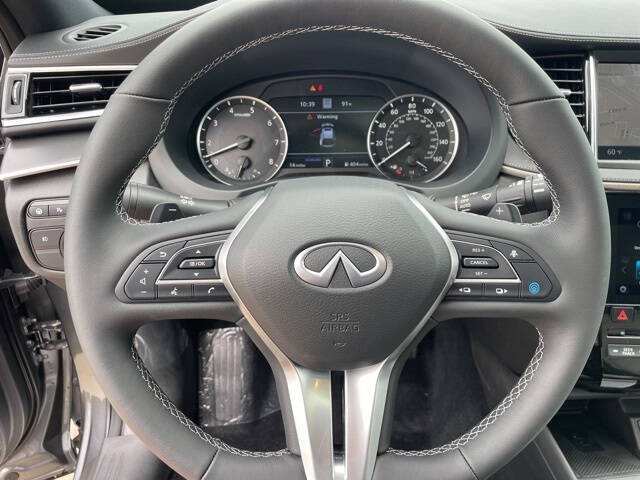 2025 Infiniti QX55 Essential