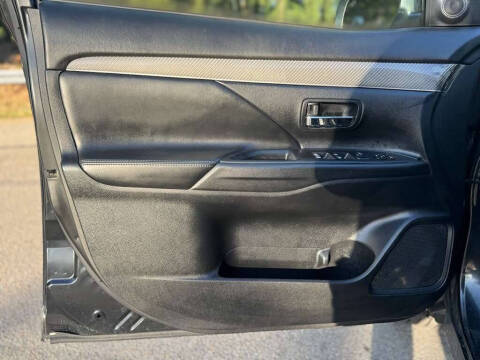 2020 Mitsubishi Outlander SEL