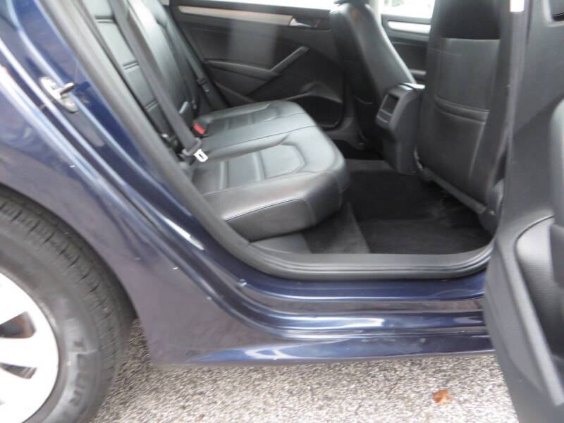 2015 Volkswagen Passat 1.8T Wolfsburg Edition