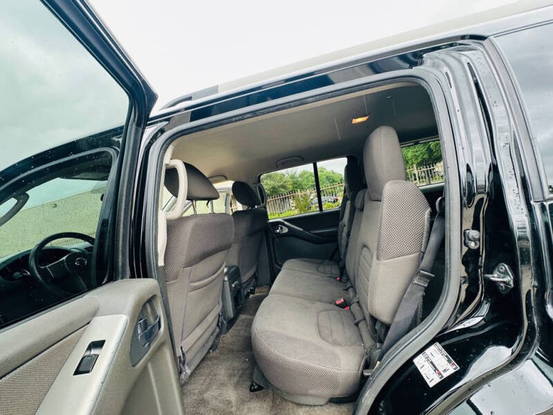 2012 Nissan Pathfinder S