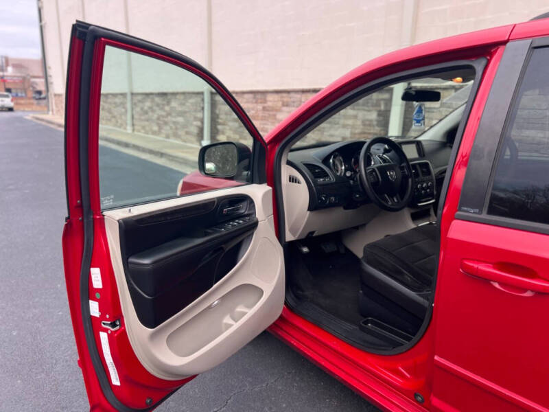 2013 Dodge Grand Caravan SXT