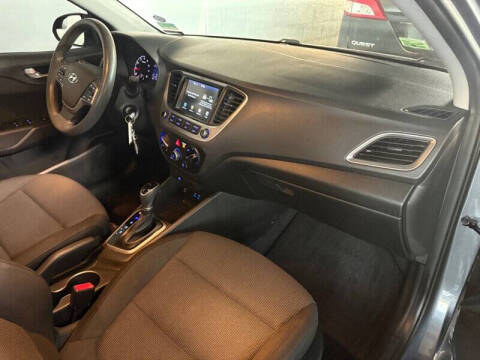 2019 Hyundai Accent SE