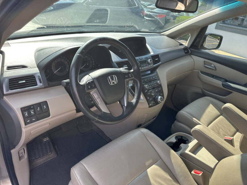 2011 Honda Odyssey Touring Elite