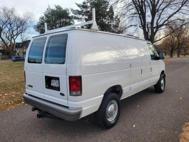 2005 Ford E-Series E-250