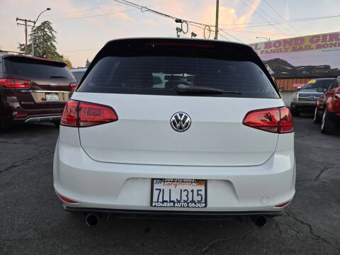 2015 Volkswagen Golf GTI S