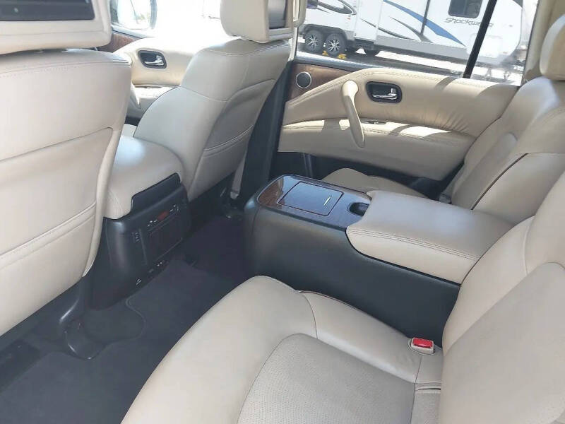 2017 Nissan Armada Platinum