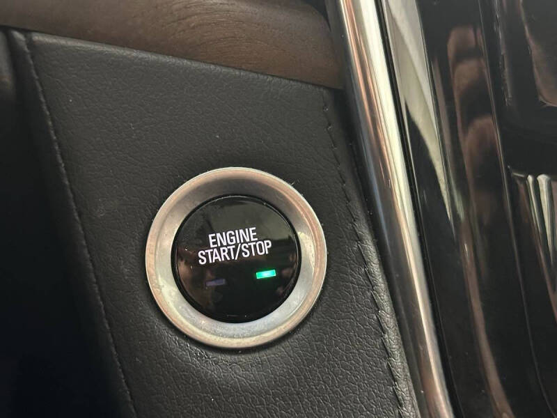 2017 Cadillac Escalade Luxury