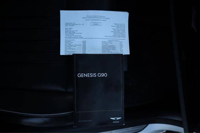 2017 Genesis G90