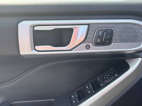 2020 Ford Explorer Hybrid Limited