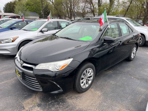 2015 Toyota Camry for sale at PAPERLAND MOTORS in Green Bay WI