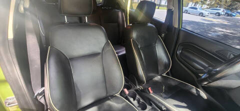 2011 Ford Fiesta SES