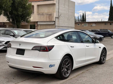 2021 Tesla Model 3 Standard Range Plus