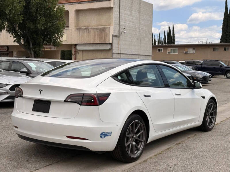 2021 Tesla Model 3 Standard Range Plus