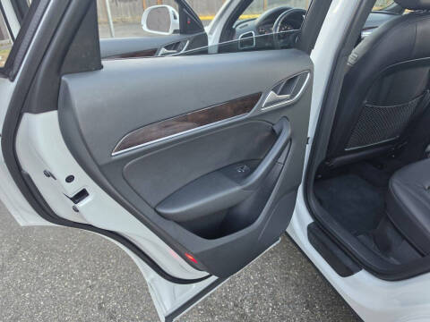 2016 Audi Q3 2.0T quattro Premium Plus