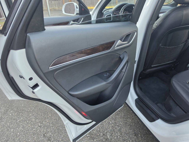 2016 Audi Q3 2.0T quattro Premium Plus