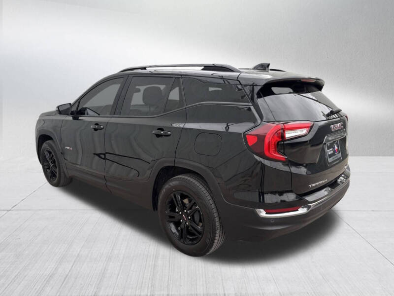 2024 GMC Terrain AT4