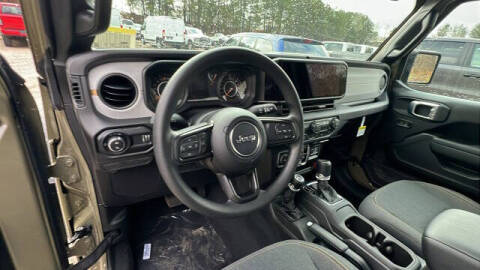 2026 Jeep Gladiator Sport